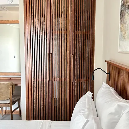 Ertan Hotel Çeşme